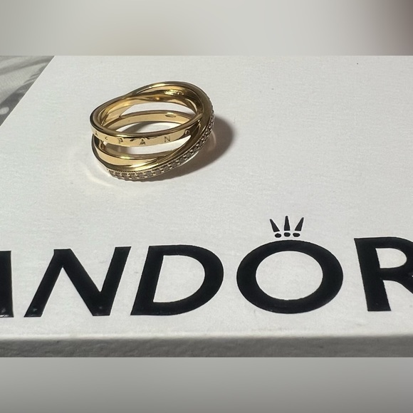 Crossover Pavé Triple Band ( Size 7) Ring - Picture 3 of 13